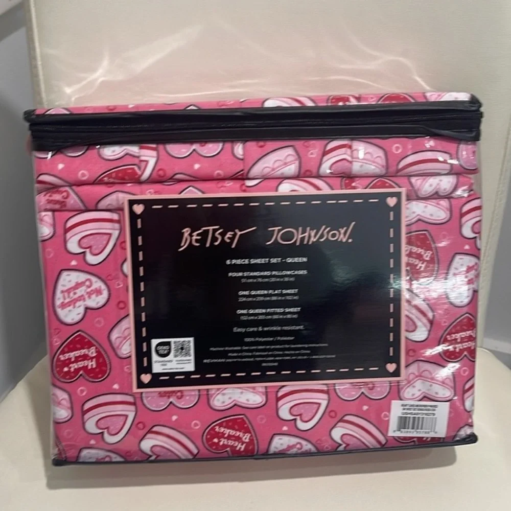 Betsey Johnson Pink/White/Red 